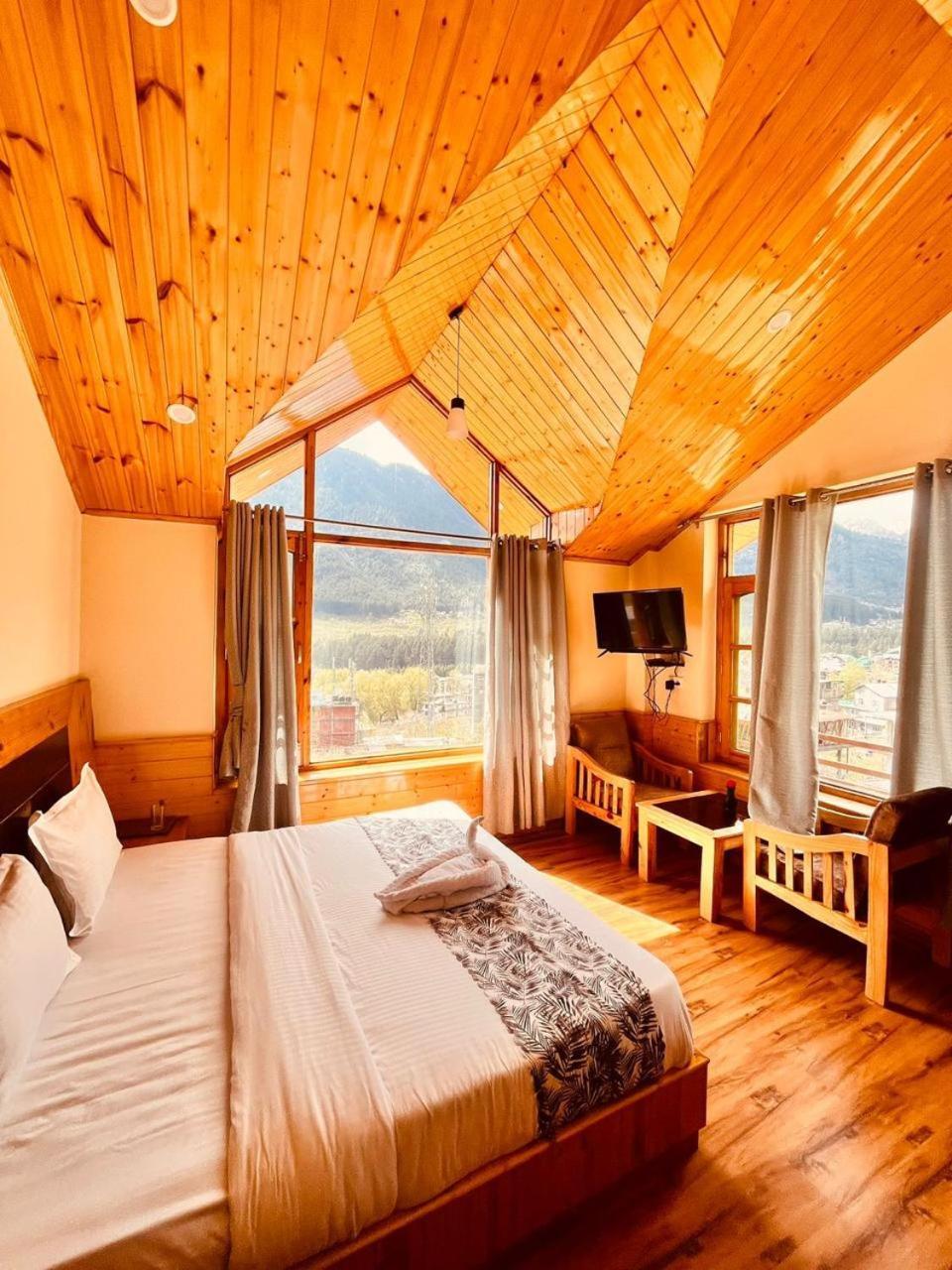 The Rohtang Chalet Hotel Manali  Exterior photo